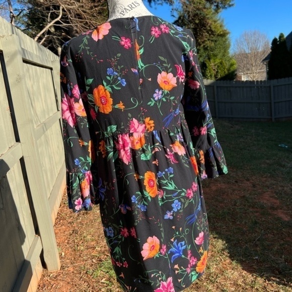 Old Navy Flower Print Shift Dress - Picture 6 of 11